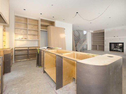 15 42 Street Sw, Calgary, AB - Indoor