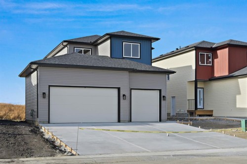 3430 Victory Way, Olds, AB - Outdoor
