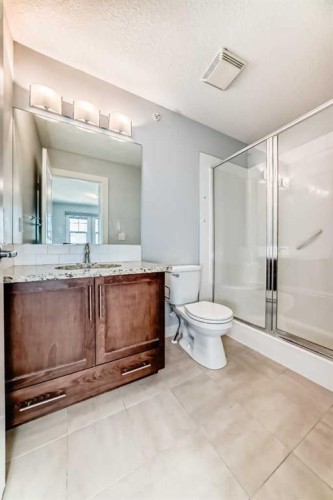 417-2300 Evanston Square Nw, Calgary, AB - Indoor Photo Showing Bathroom