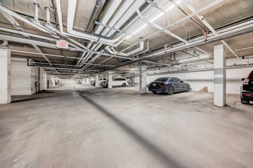 417-2300 Evanston Square Nw, Calgary, AB - Indoor Photo Showing Garage
