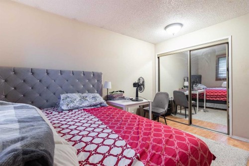 143 Castlegrove Road Ne, Calgary, AB - Indoor Photo Showing Bedroom
