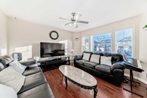 187 Taravista Street Ne, Calgary, AB - Indoor Photo Showing Living Room