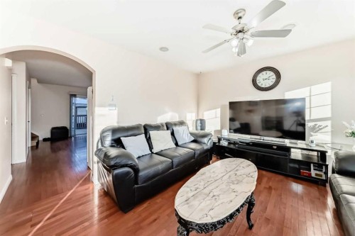 187 Taravista Street Ne, Calgary, AB - Indoor Photo Showing Living Room