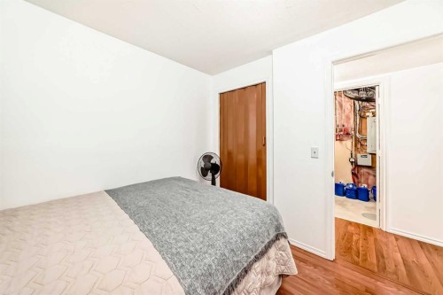 187 Taravista Street Ne, Calgary, AB - Indoor Photo Showing Bedroom