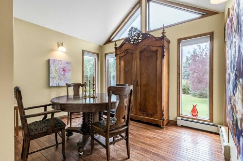 165016 Rge Rd 285 Road, Rural Willow Creek No. 26, M.D. Of, AB - Indoor Photo Showing Dining Room