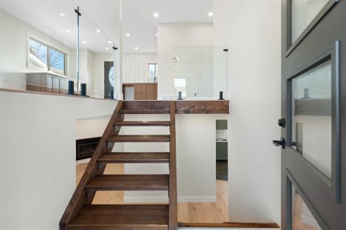 45 Alpine Crescent Se, Airdrie, AB - Indoor Photo Showing Other Room