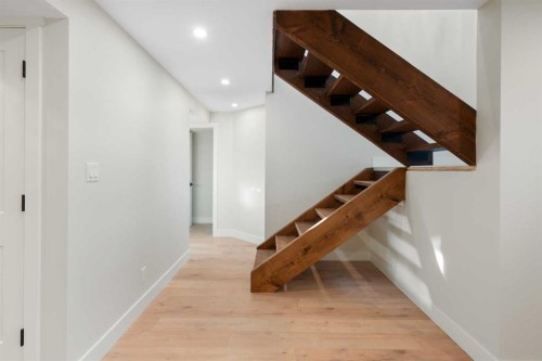 45 Alpine Crescent Se, Airdrie, AB - Indoor Photo Showing Other Room