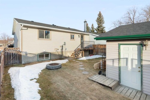 45 Alpine Crescent Se, Airdrie, AB - Outdoor With Exterior