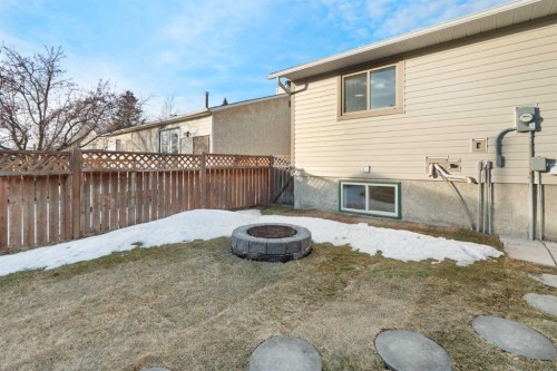 45 Alpine Crescent Se, Airdrie, AB - Outdoor With Exterior