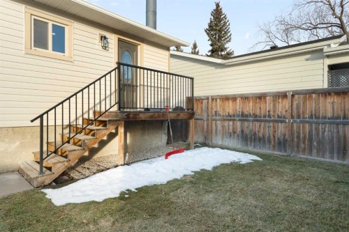 45 Alpine Crescent Se, Airdrie, AB - Outdoor With Exterior