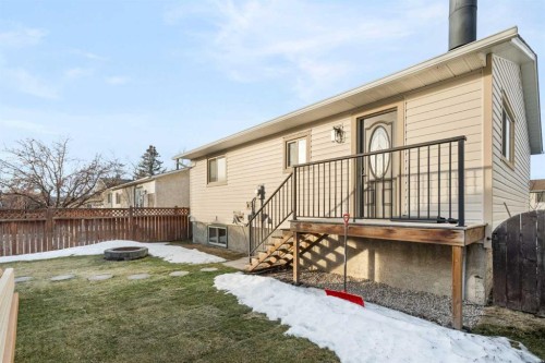 45 Alpine Crescent Se, Airdrie, AB - Outdoor With Exterior