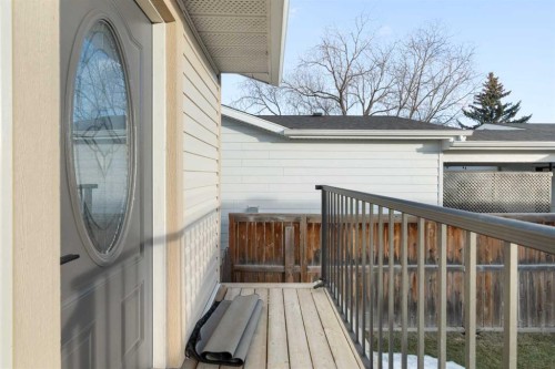 45 Alpine Crescent Se, Airdrie, AB - Outdoor With Exterior