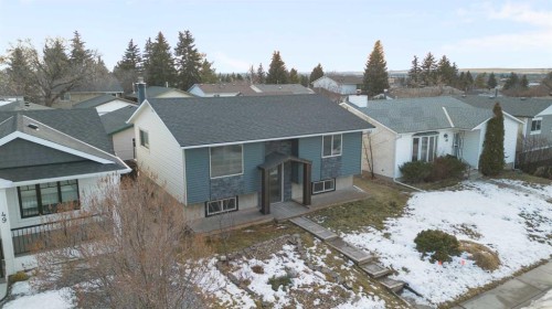 45 Alpine Crescent Se, Airdrie, AB - Outdoor