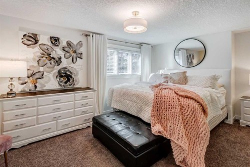 38 Lissington Drive Sw, Calgary, AB - Indoor Photo Showing Bedroom