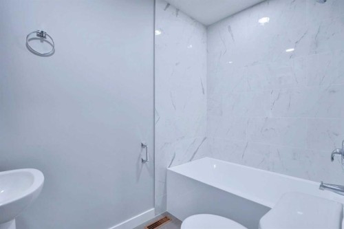 62 Taracove Estate Drive Ne, Calgary, AB - Indoor Photo Showing Bathroom