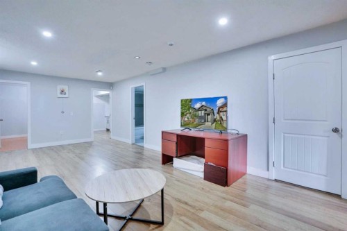 62 Taracove Estate Drive Ne, Calgary, AB - Indoor