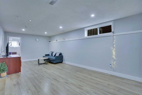 62 Taracove Estate Drive Ne, Calgary, AB - Indoor