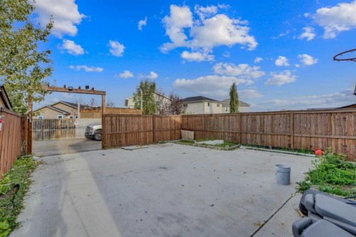 62 Taracove Estate Drive Ne, Calgary, AB - Outdoor