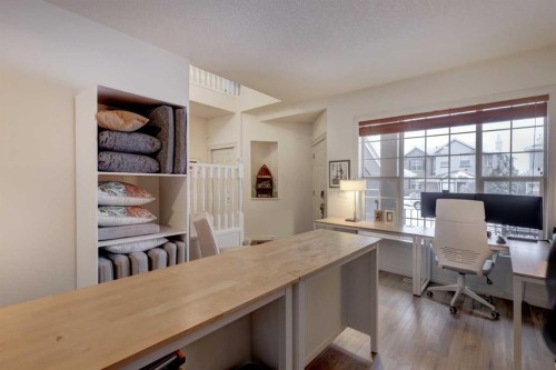 89 Cougar Ridge View Sw, Calgary, AB - Indoor Photo Showing Office