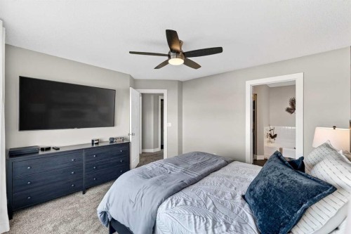 5318 Copperfield Gate Se, Calgary, AB - Indoor Photo Showing Bedroom