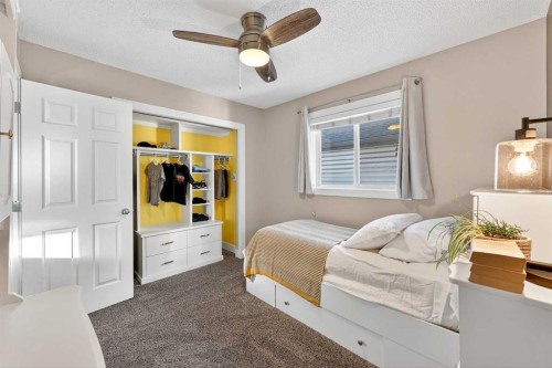 5318 Copperfield Gate Se, Calgary, AB - Indoor Photo Showing Bedroom