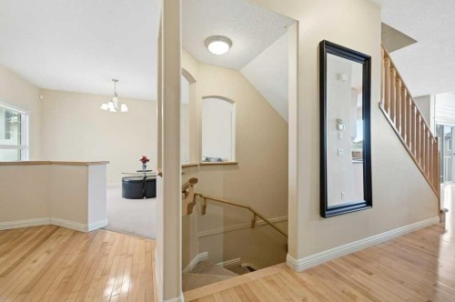 101 Panamount Manor Nw, Calgary, AB - Indoor Photo Showing Other Room
