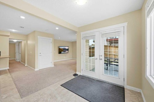 101 Panamount Manor Nw, Calgary, AB - Indoor Photo Showing Other Room
