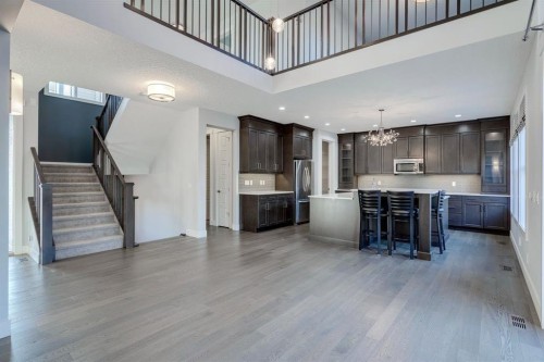 427 Canals Boulevard Sw, Airdrie, AB - Indoor Photo Showing Kitchen