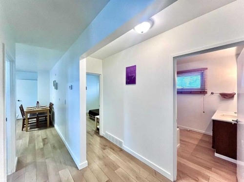 2326 19 Avenue, Bowden, AB - Indoor Photo Showing Other Room