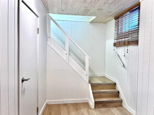 2326 19 Avenue, Bowden, AB - Indoor Photo Showing Other Room