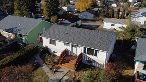 2326 19 Avenue, Bowden, AB - Outdoor