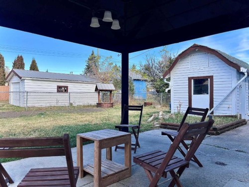 2326 19 Avenue, Bowden, AB - Outdoor With Deck Patio Veranda With Exterior