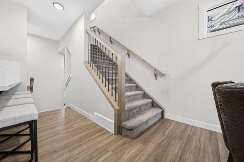 306 Alpine Boulevard, Calgary, AB - Indoor Photo Showing Other Room