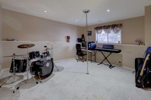 207 Strathaven Bay, Strathmore, AB - Indoor