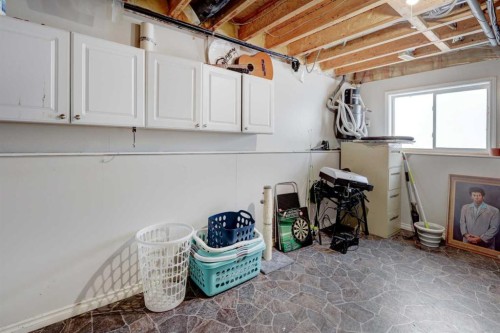 207 Strathaven Bay, Strathmore, AB - Indoor Photo Showing Basement