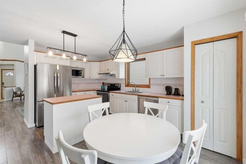 12 Citadel Close Nw, Calgary, AB - Indoor