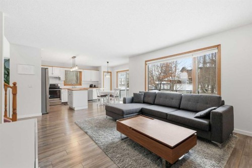12 Citadel Close Nw, Calgary, AB - Indoor Photo Showing Living Room