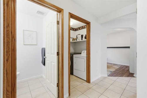12 Citadel Close Nw, Calgary, AB - Indoor Photo Showing Laundry Room
