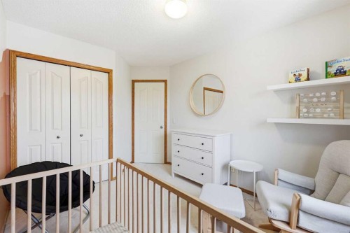 12 Citadel Close Nw, Calgary, AB - Indoor Photo Showing Bedroom