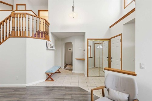 12 Citadel Close Nw, Calgary, AB - Indoor Photo Showing Other Room