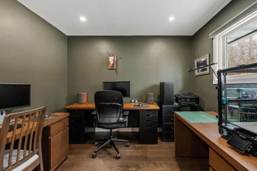 20 Calandar Road Nw, Calgary, AB - Indoor Photo Showing Office