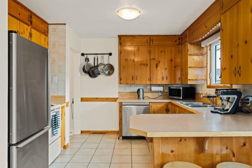 20 Calandar Road Nw, Calgary, AB - Indoor