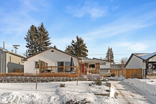 20 Calandar Road Nw, Calgary, AB - Outdoor