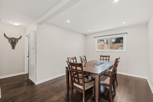 20 Calandar Road Nw, Calgary, AB - Indoor Photo Showing Dining Room