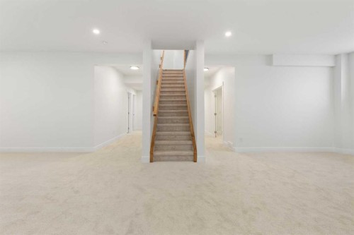 376 Muirfield Crescent, Lyalta, AB - Indoor Photo Showing Other Room