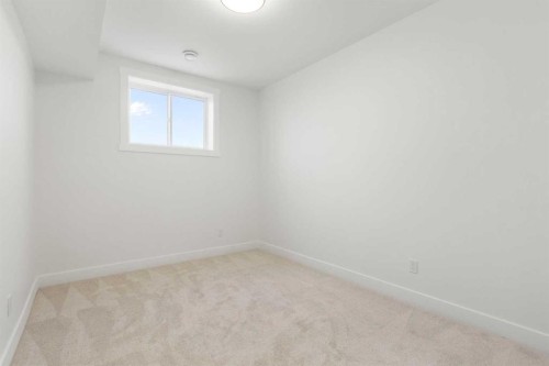 376 Muirfield Crescent, Lyalta, AB - Indoor Photo Showing Other Room