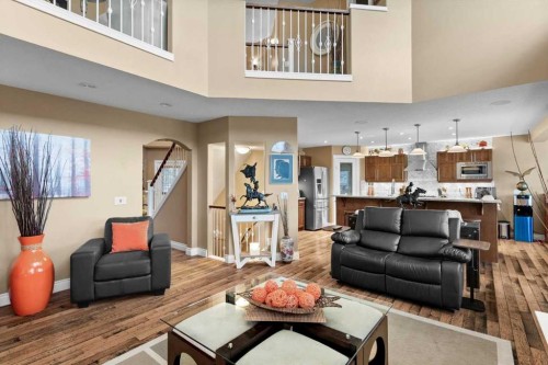 935 Bayside Drive Sw, Airdrie, AB - Indoor Photo Showing Living Room