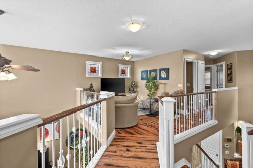 935 Bayside Drive Sw, Airdrie, AB - Indoor Photo Showing Other Room