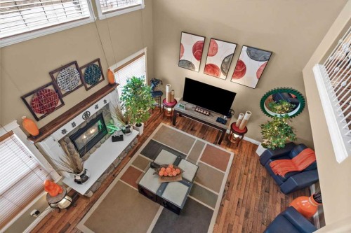 935 Bayside Drive Sw, Airdrie, AB - Indoor Photo Showing Other Room