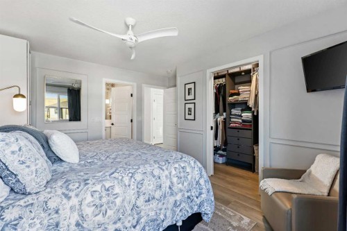 22 Wolf Creek Manor Se, Calgary, AB - Indoor Photo Showing Bedroom